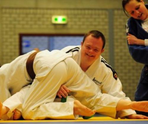 g_judo_sport_op_maat